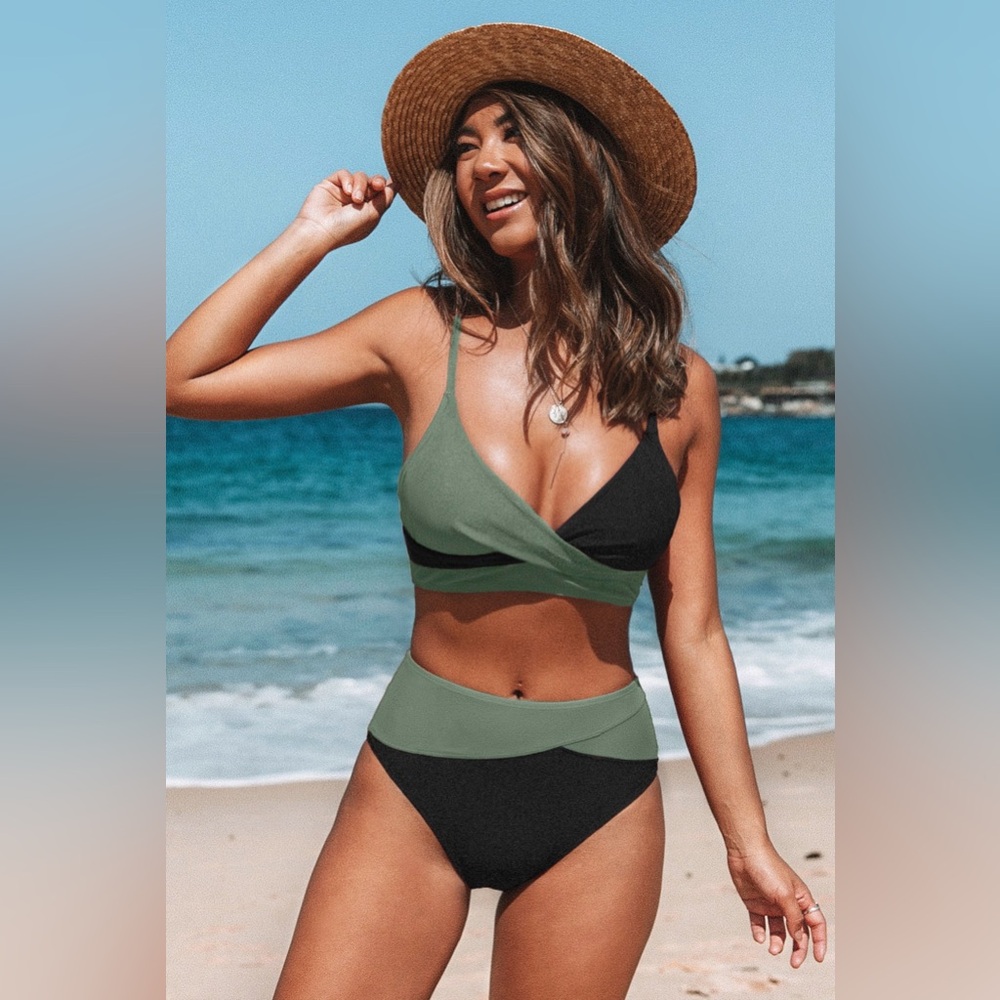 CUPSHE NWT Wrapped Bikini Top and High Waisted Bottom Swim Suit